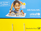 Postkarten-verkauf für UNICEF - Deutsche Post